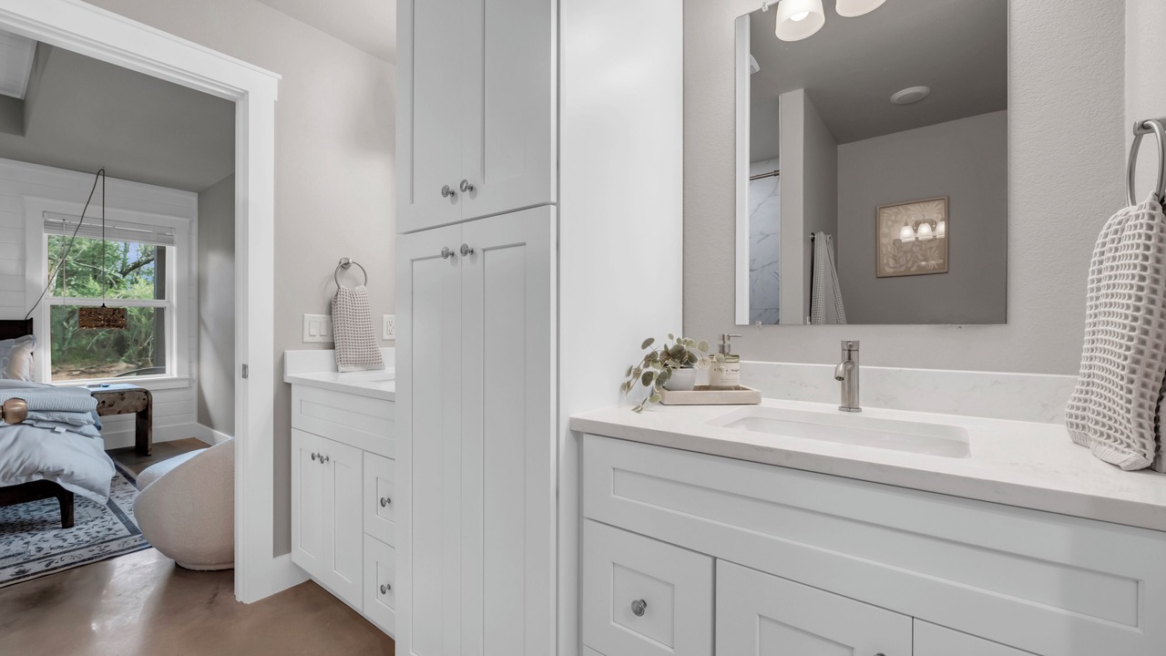 Photo of Bathroom in Granite Shoals