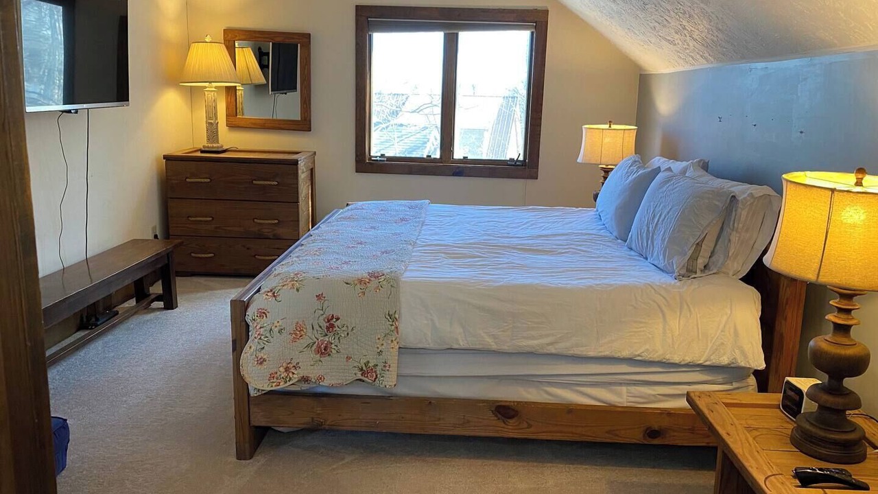 Photo of Bedroom in Wintergreen
