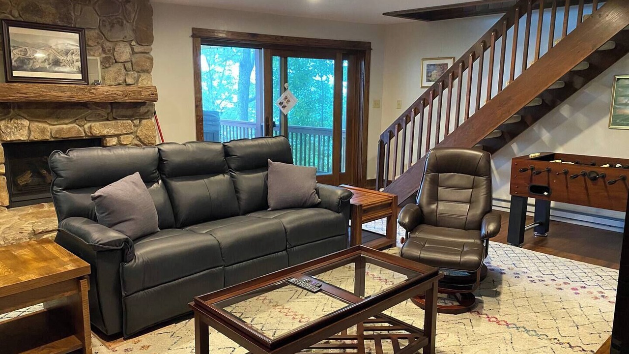 Photo of Livingroom in Wintergreen