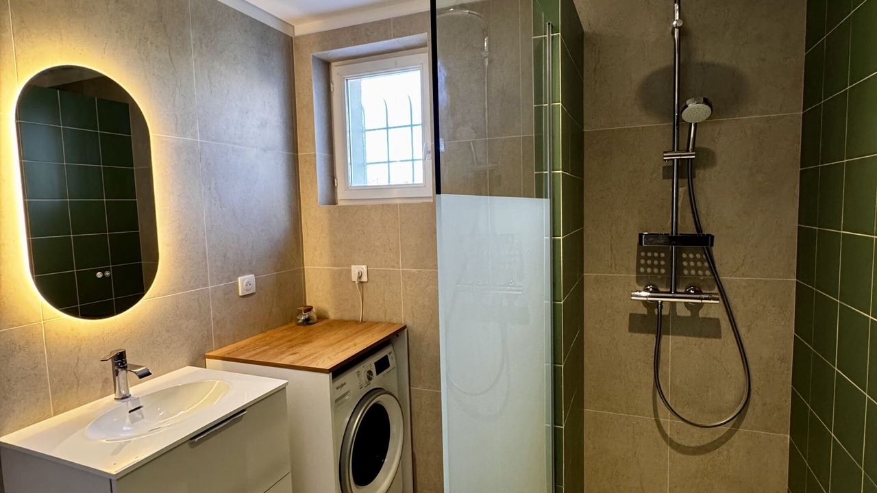 Photo of Bathroom in Saint-Sulpice-de-Faleyrens