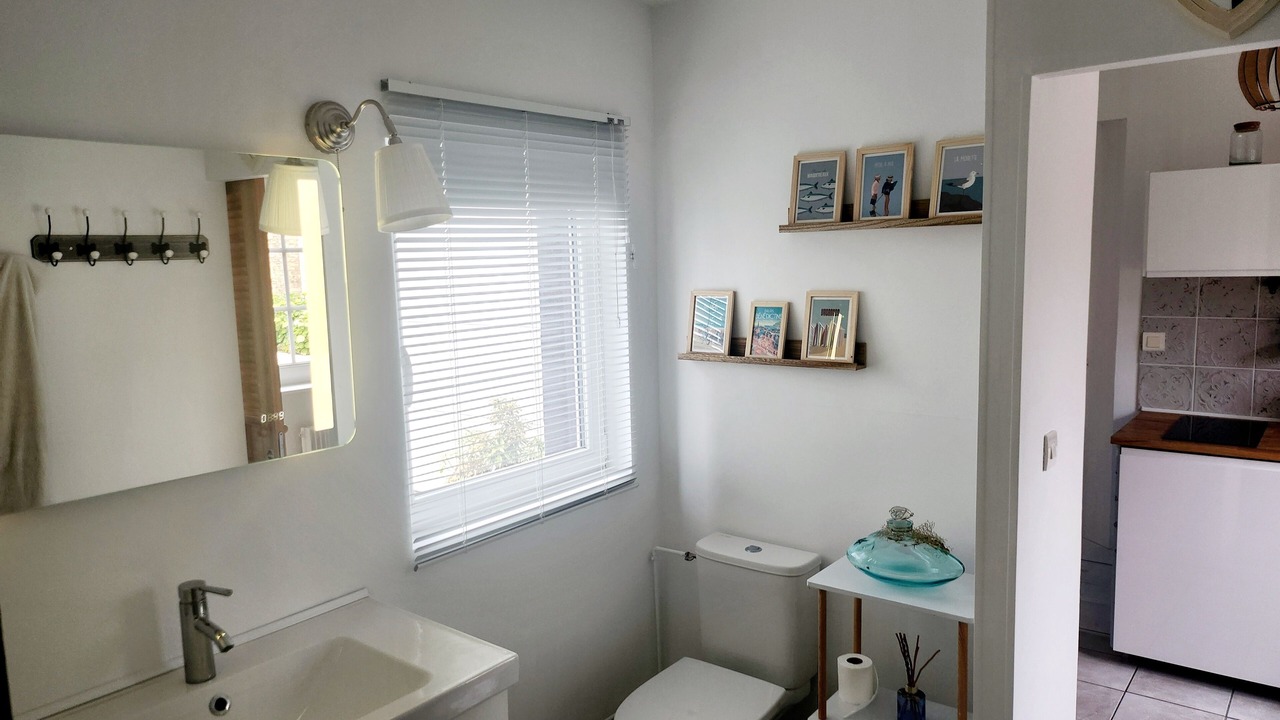 Photo of Bathroom in Saint-Jouin-Bruneval