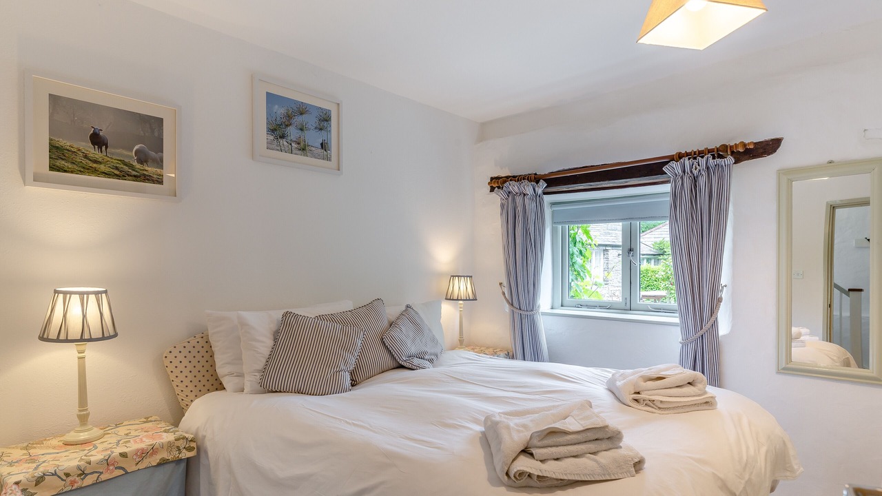 Photo of Bedroom in Trewen