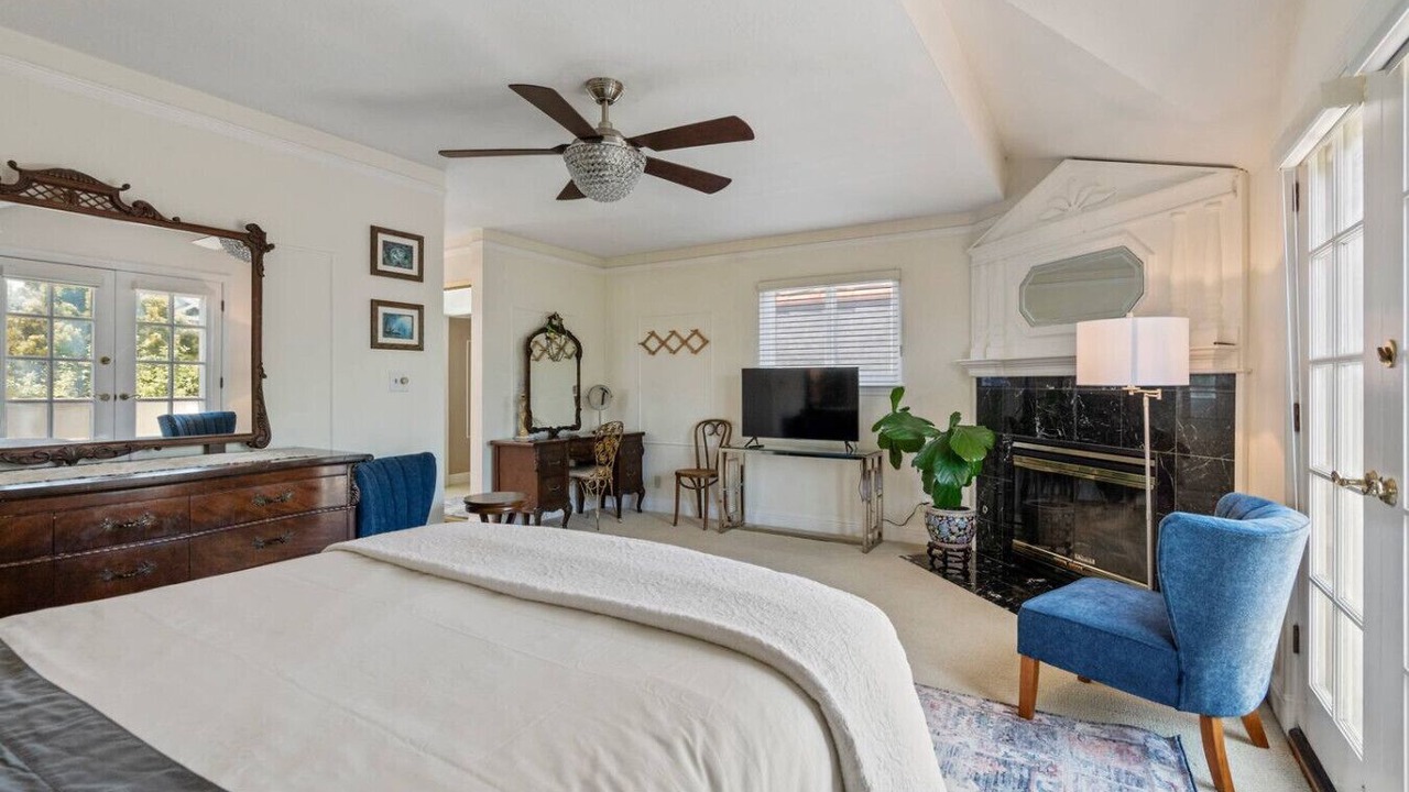 Photo of Bedroom in Millbrae