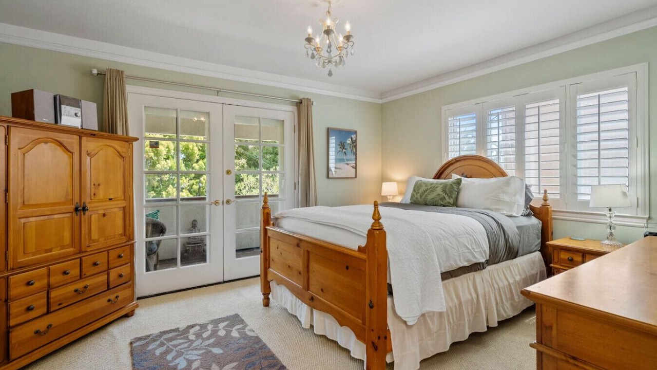 Photo of Bedroom in Millbrae