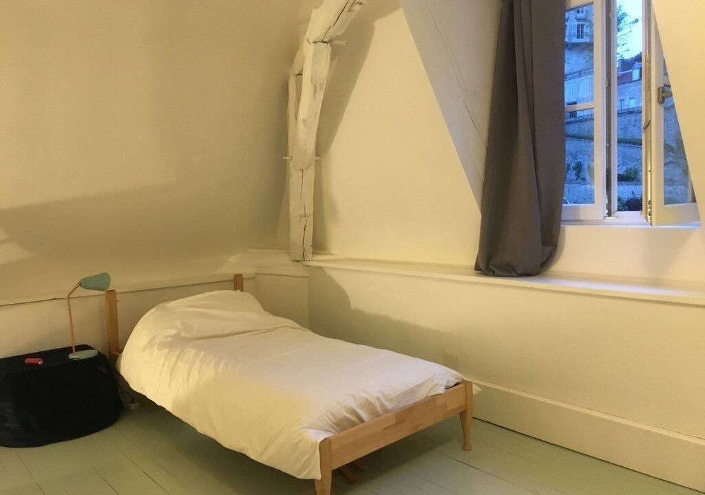 Photo of Bedroom in Semur-en-Auxois