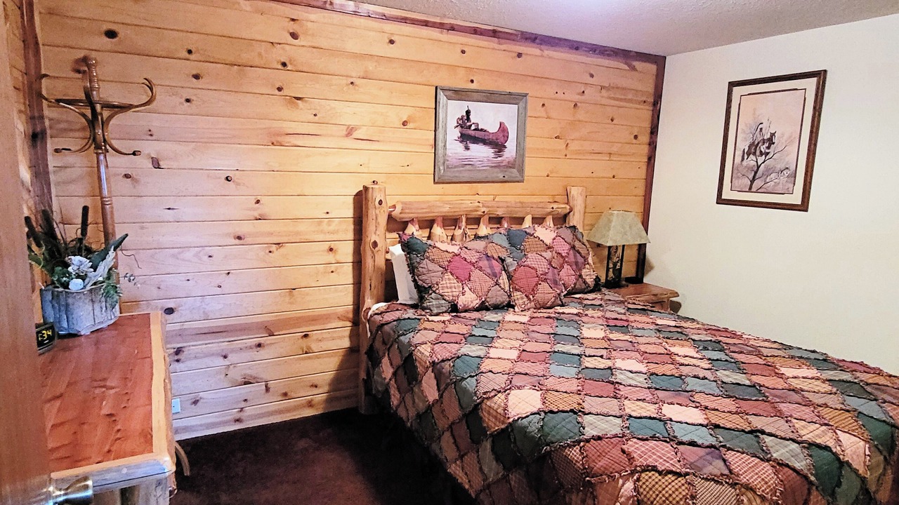 Photo of Bedroom in Sylvan Shores