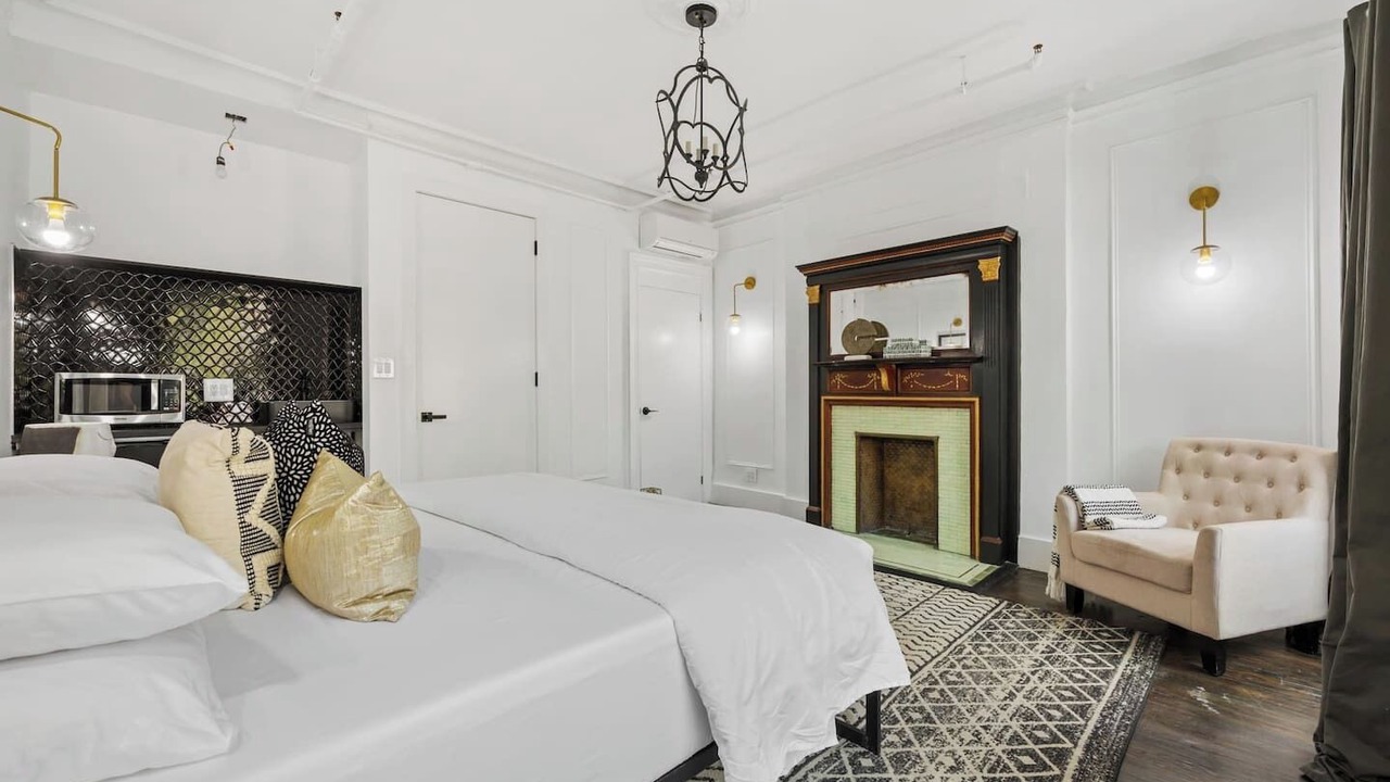 Photo of Bedroom in Hamilton Heights