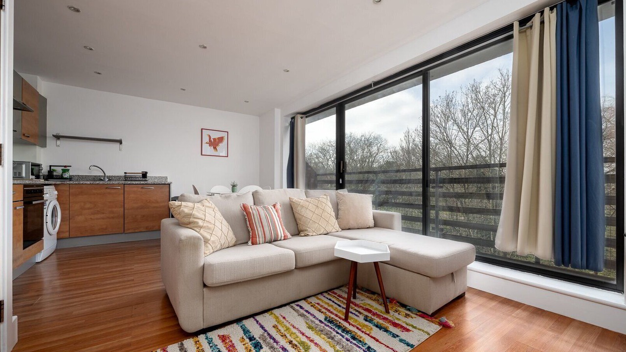 Photo of Livingroom in South Camberwell