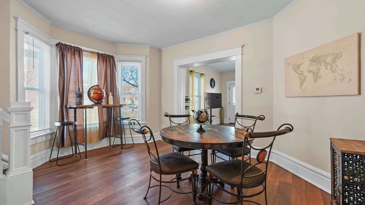 Photo of Bedroom in Old North Columbus