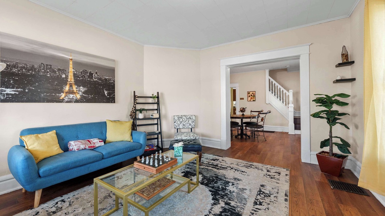 Photo of Bedroom in Old North Columbus