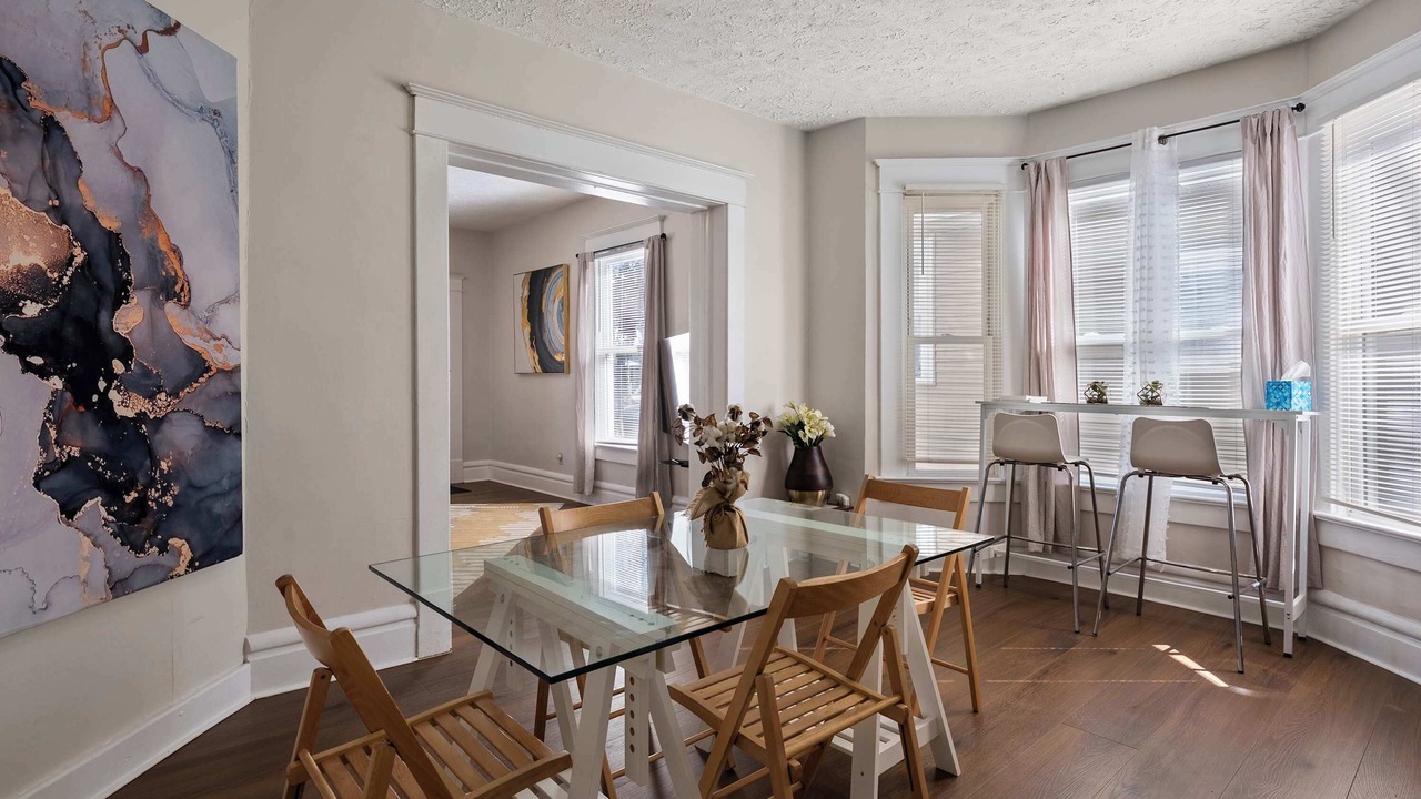 Photo of Bedroom in Old North Columbus