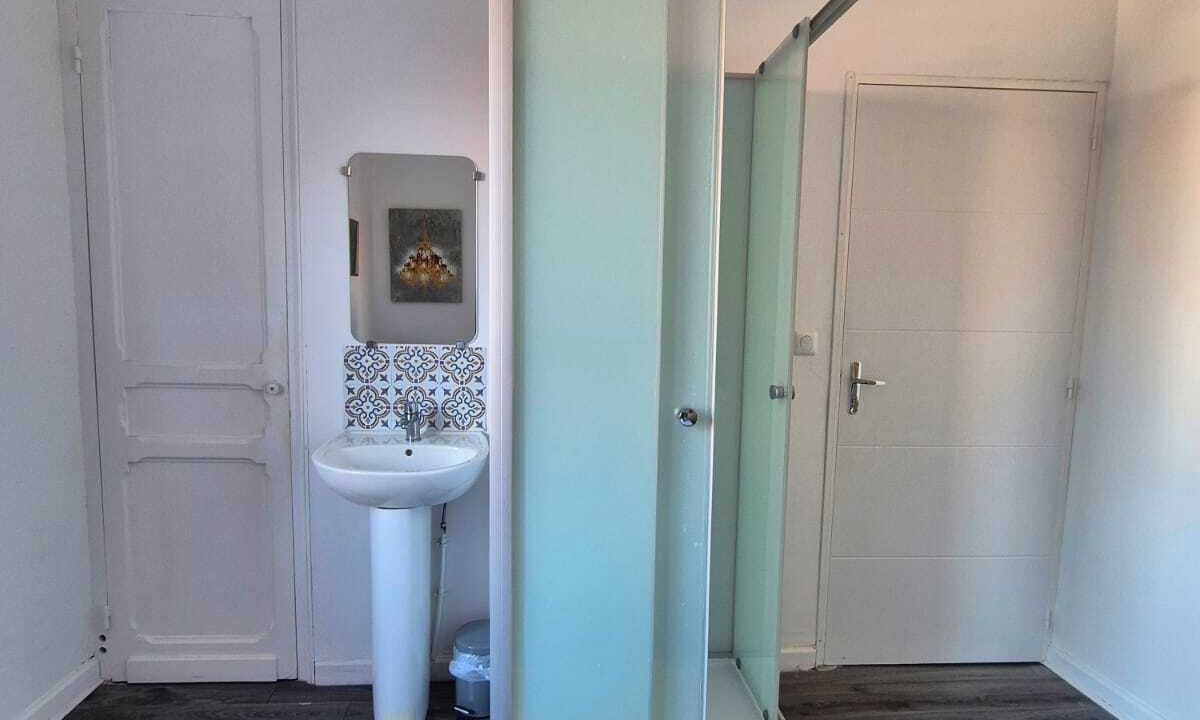 Photo of Bathroom in Tourcoing