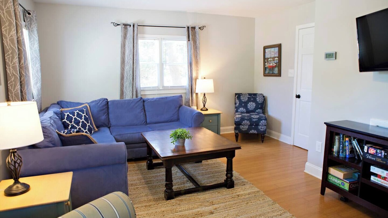 Photo of Livingroom in Cape Charles