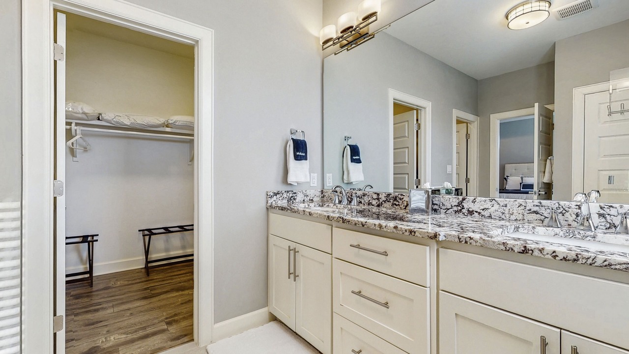 Photo of Bathroom in Kingsland