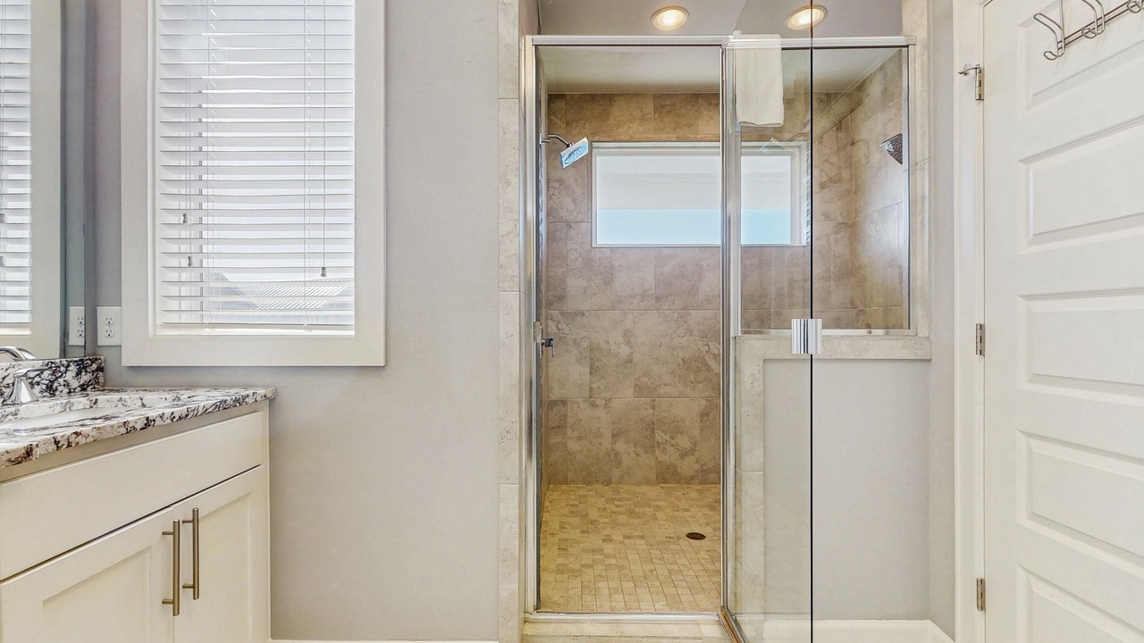 Photo of Bathroom in Kingsland