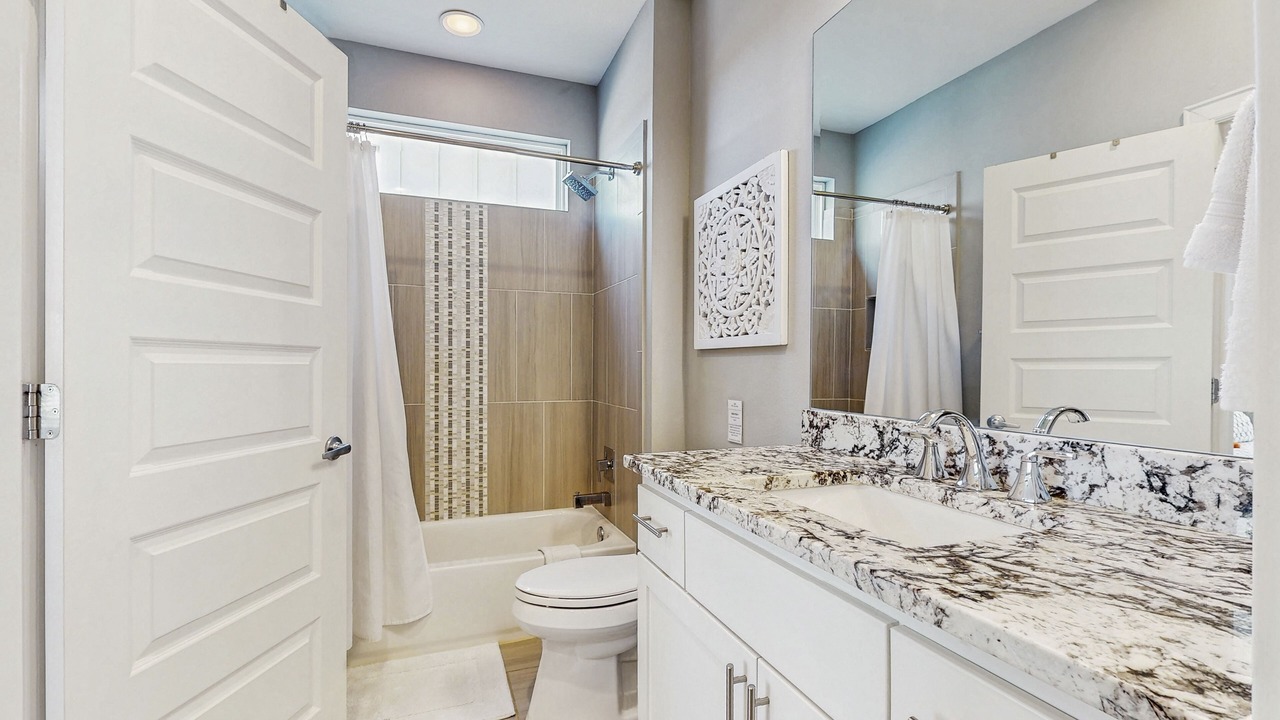 Photo of Bathroom in Kingsland