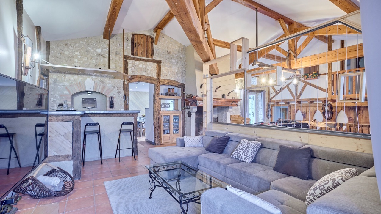 Photo of Livingroom in Thenac