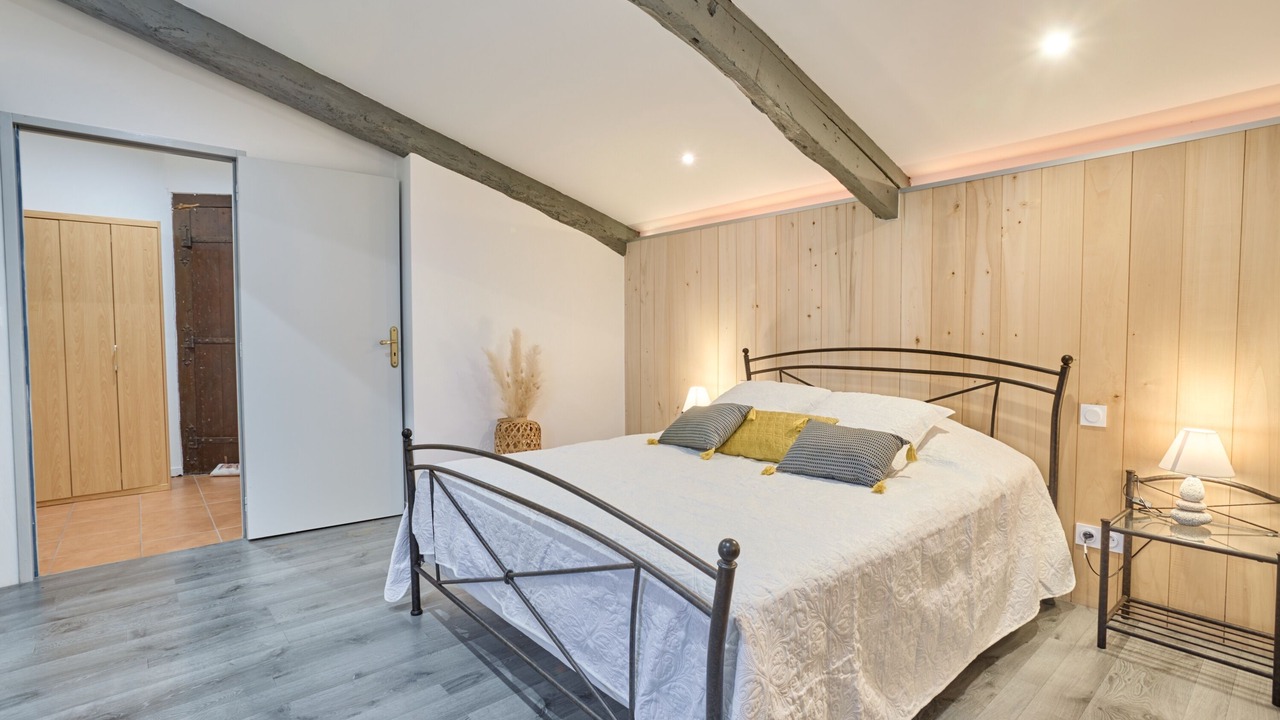 Photo of Bedroom in Thenac