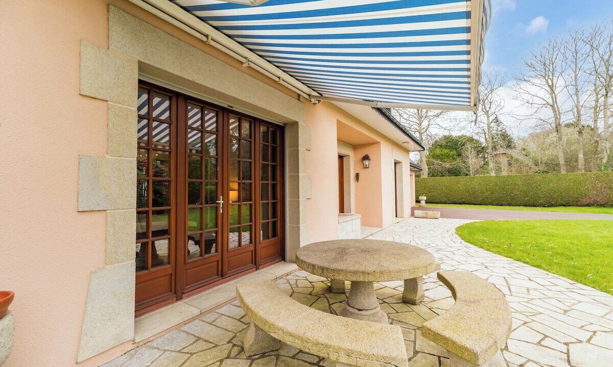 Photo of Outdoor in Graces