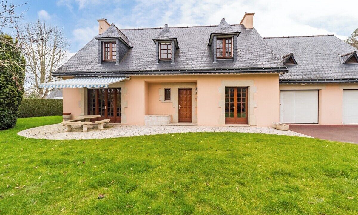 Photo of Outdoor in Graces