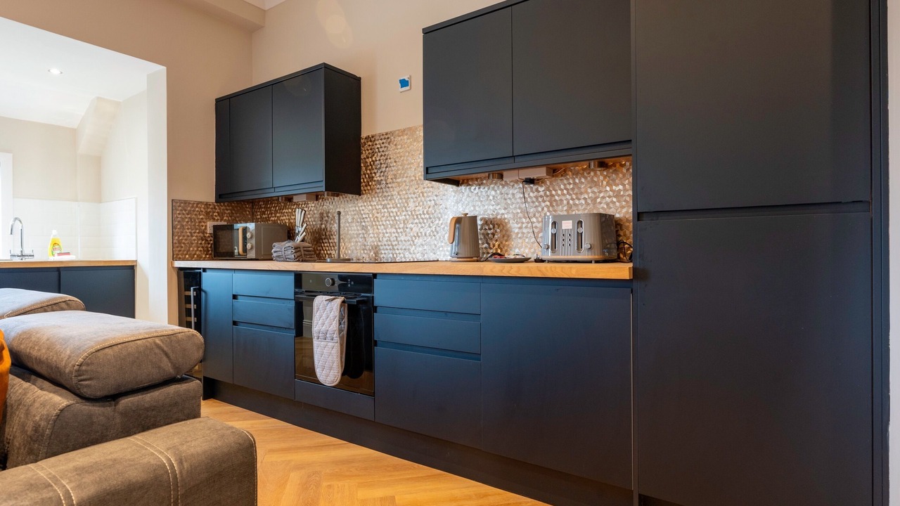 Photo of Others in Shotts