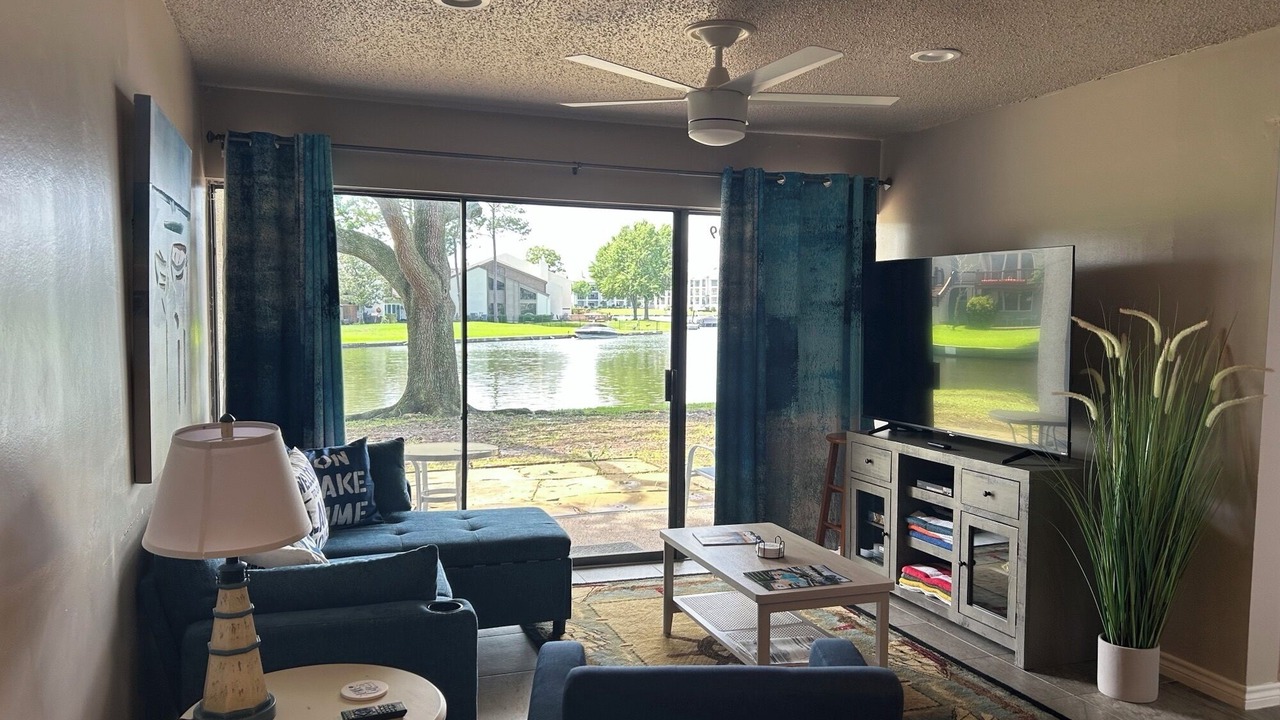 Photo of Outdoor in Walden on Lake Conroe