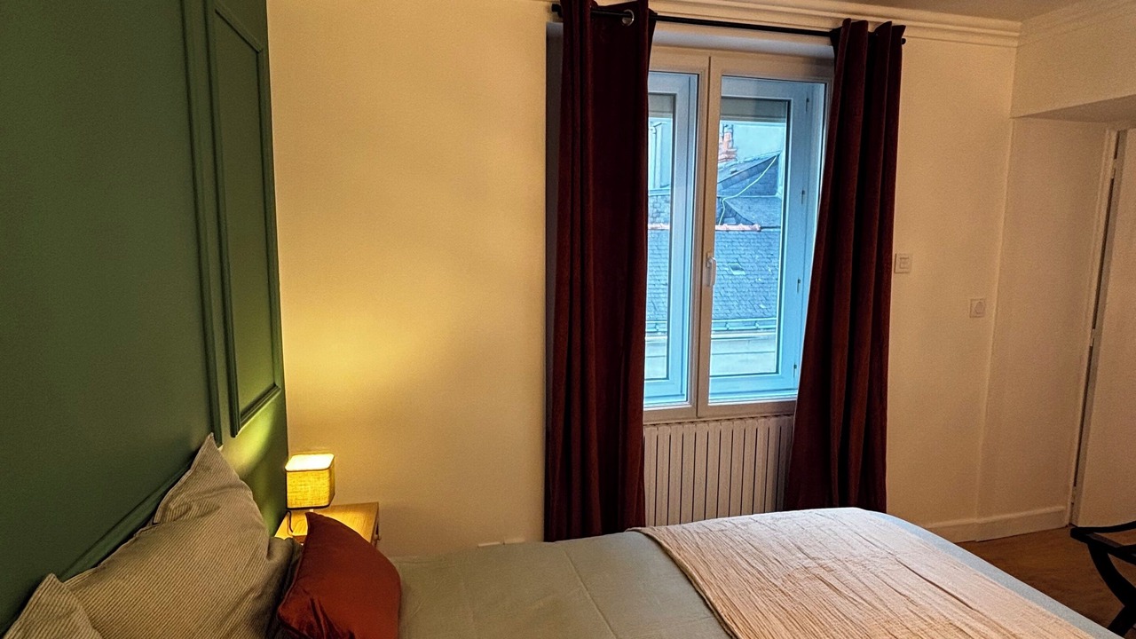 Photo of Bedroom in Downtown Angers