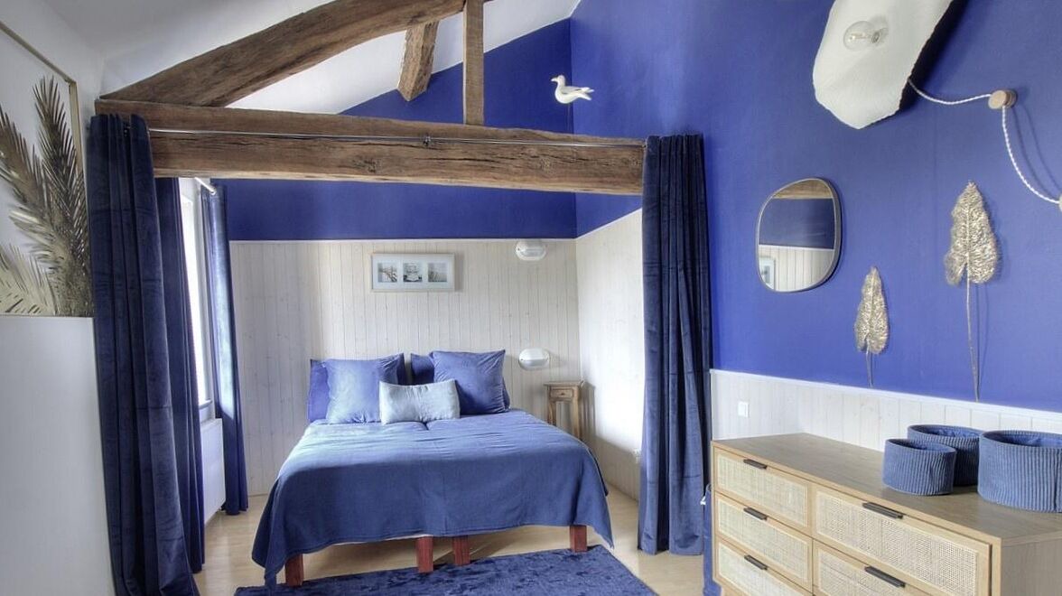 Photo of Bedroom in Beaujolais Pierres Dorees