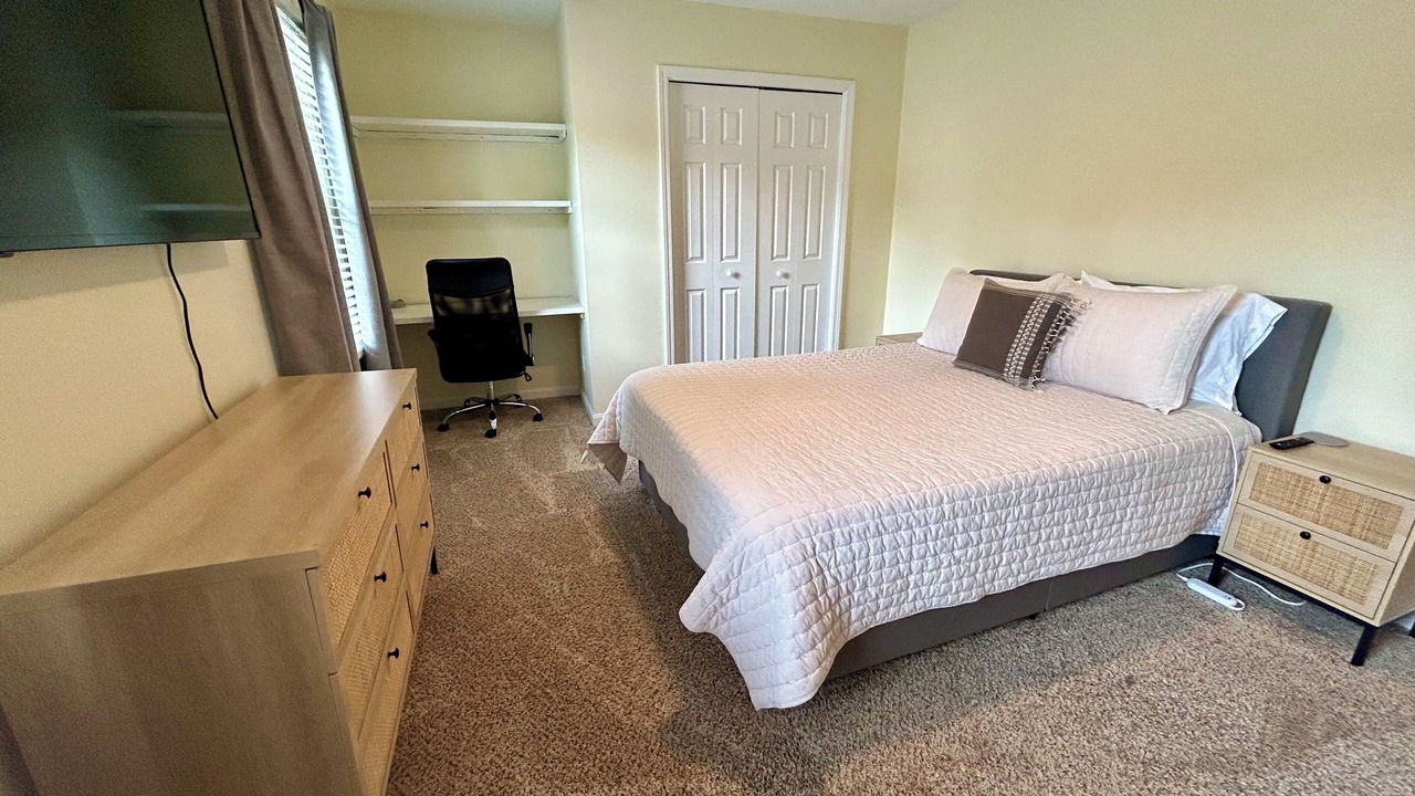 Photo of Bedroom in Lyndon