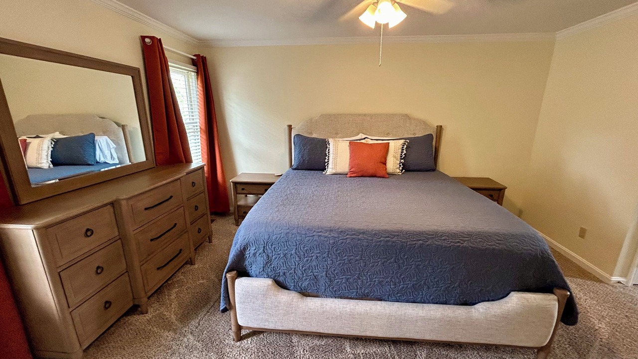 Photo of Bedroom in Lyndon