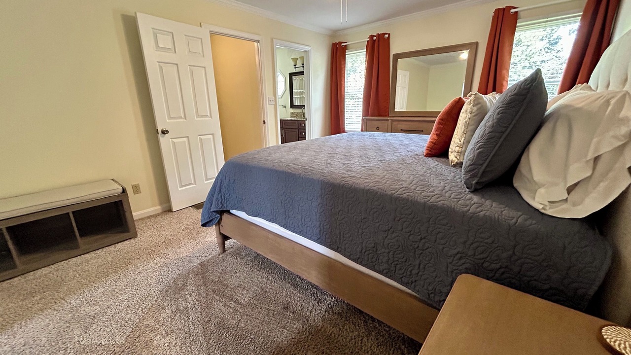 Photo of Bedroom in Lyndon