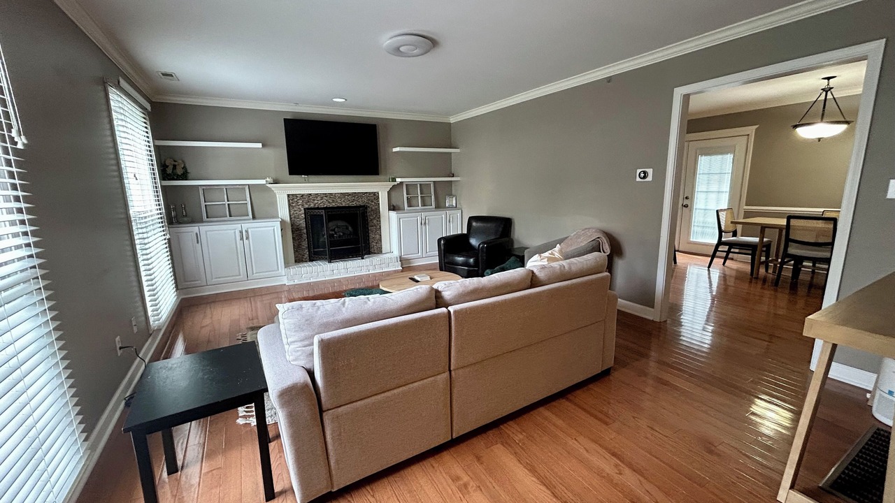 Photo of Livingroom in Lyndon