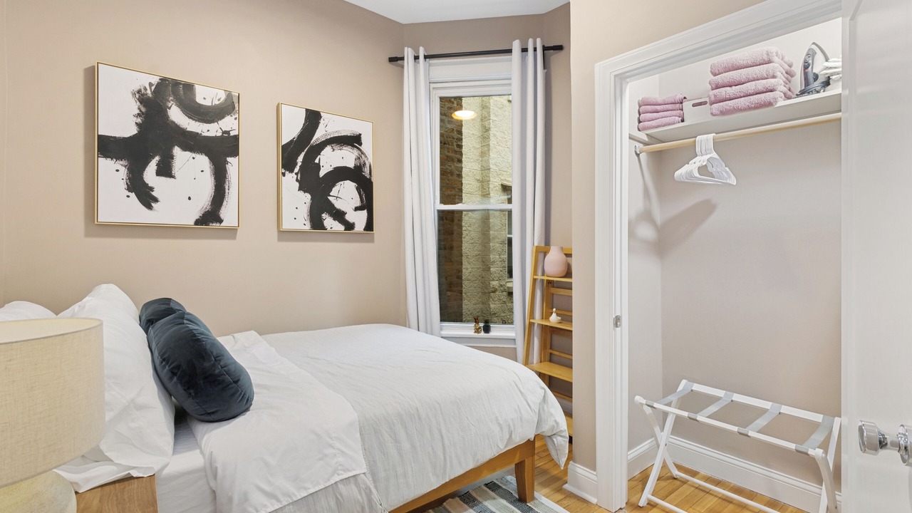 Photo of Bedroom in Uptown