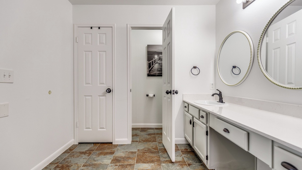 Photo of Bedroom in Louetta