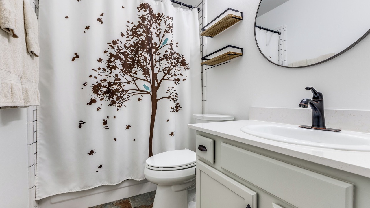 Photo of Bathroom in Louetta