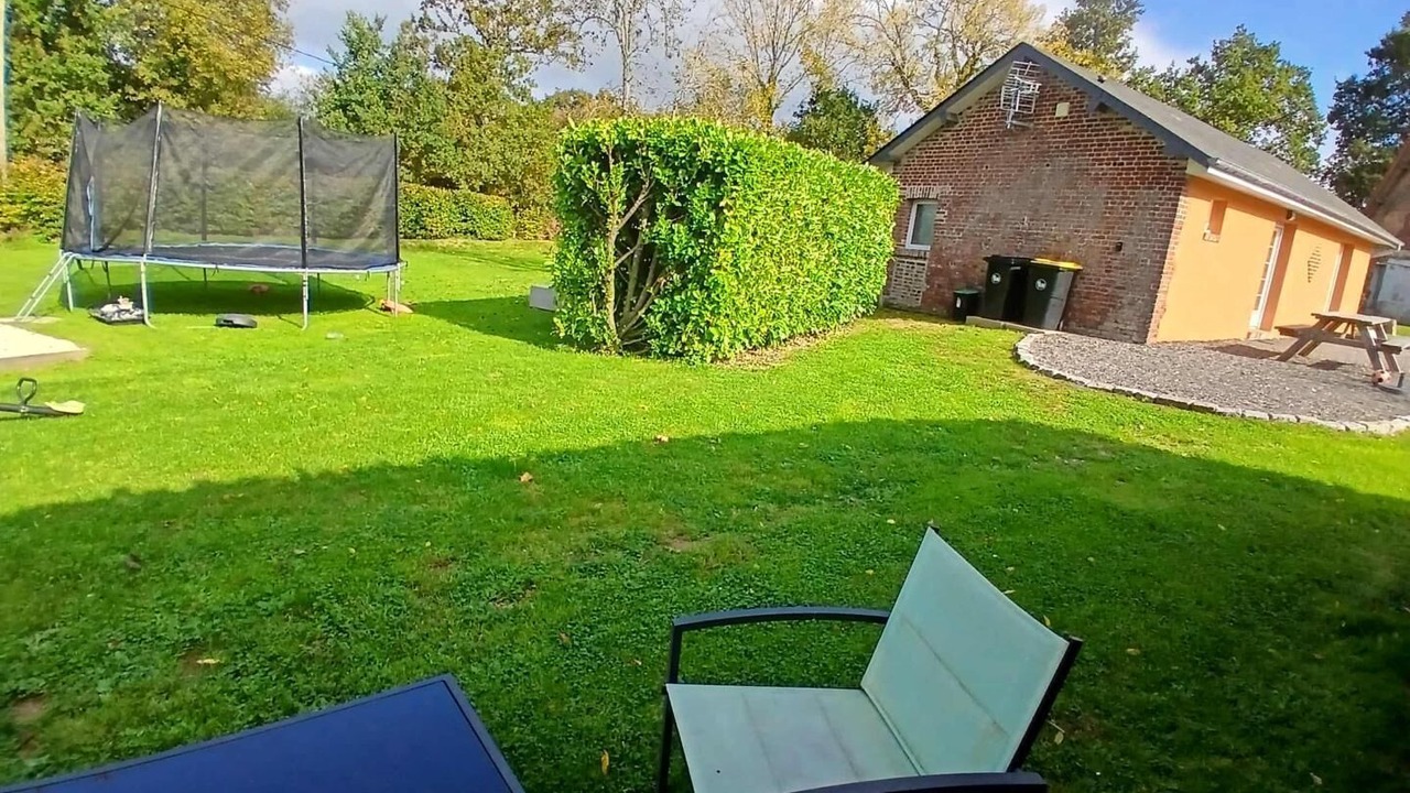 Photo of Outdoor in St-Gilles-de-la-Neuville