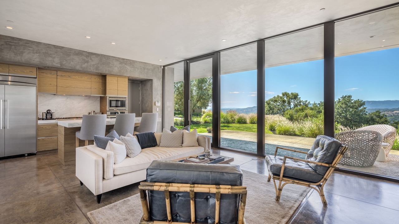 Photo of Livingroom in Sonoma