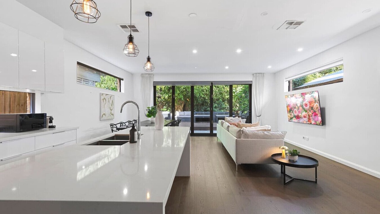 Photo of Livingroom in Neutral Bay