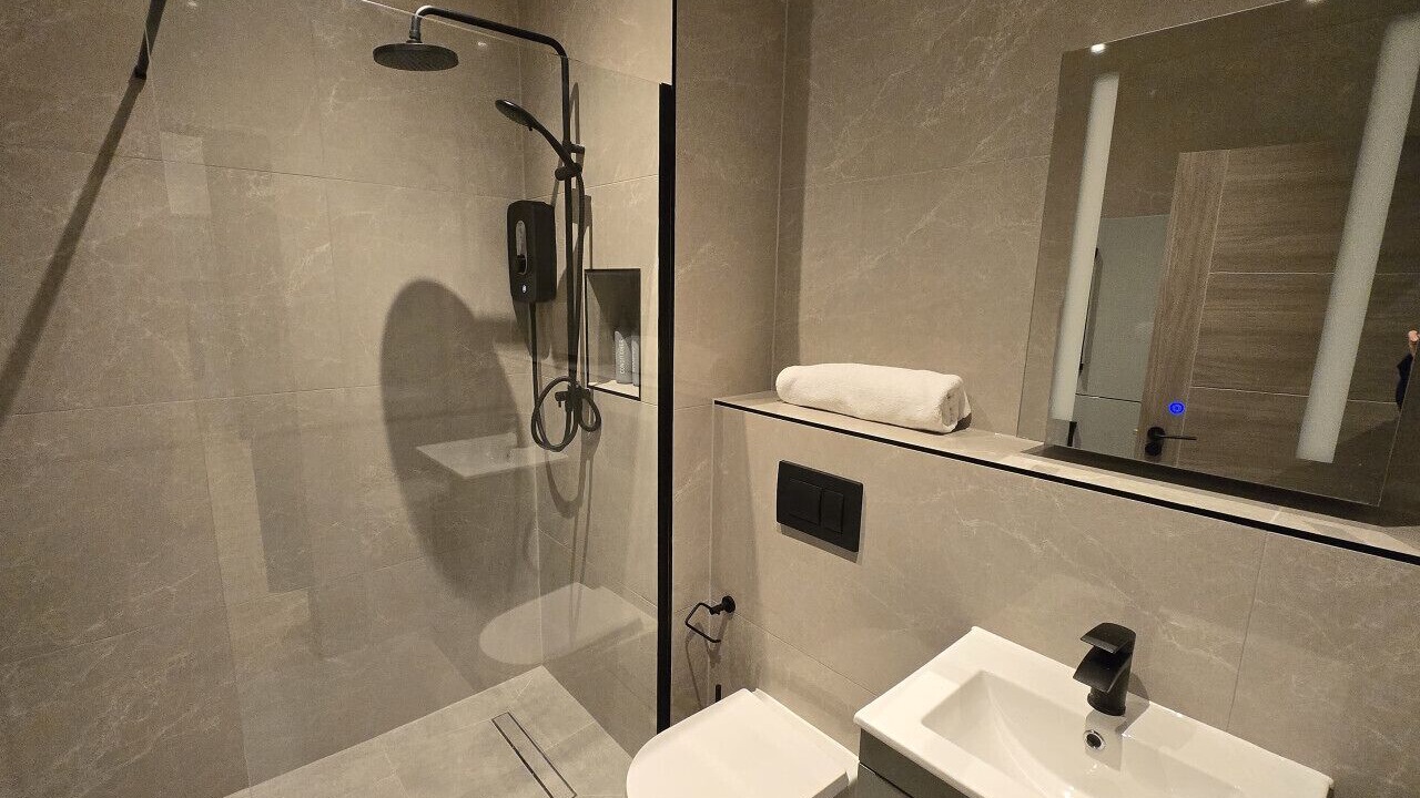 Photo of Bathroom in West Finchley