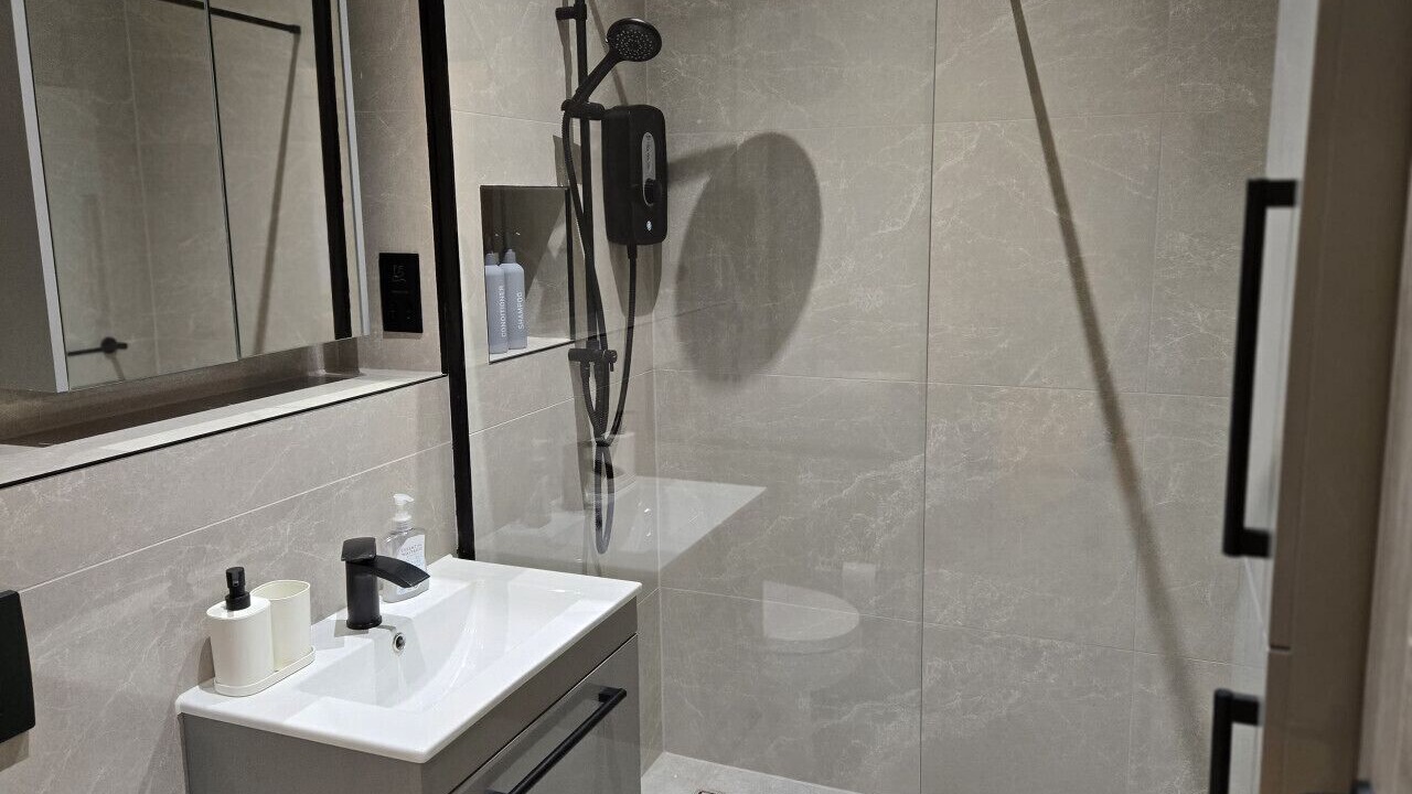 Photo of Bathroom in West Finchley