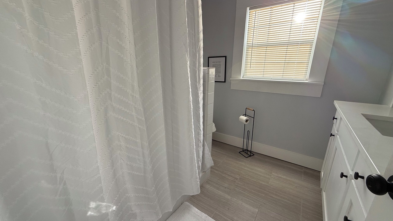 Photo of Bathroom in Government Hill