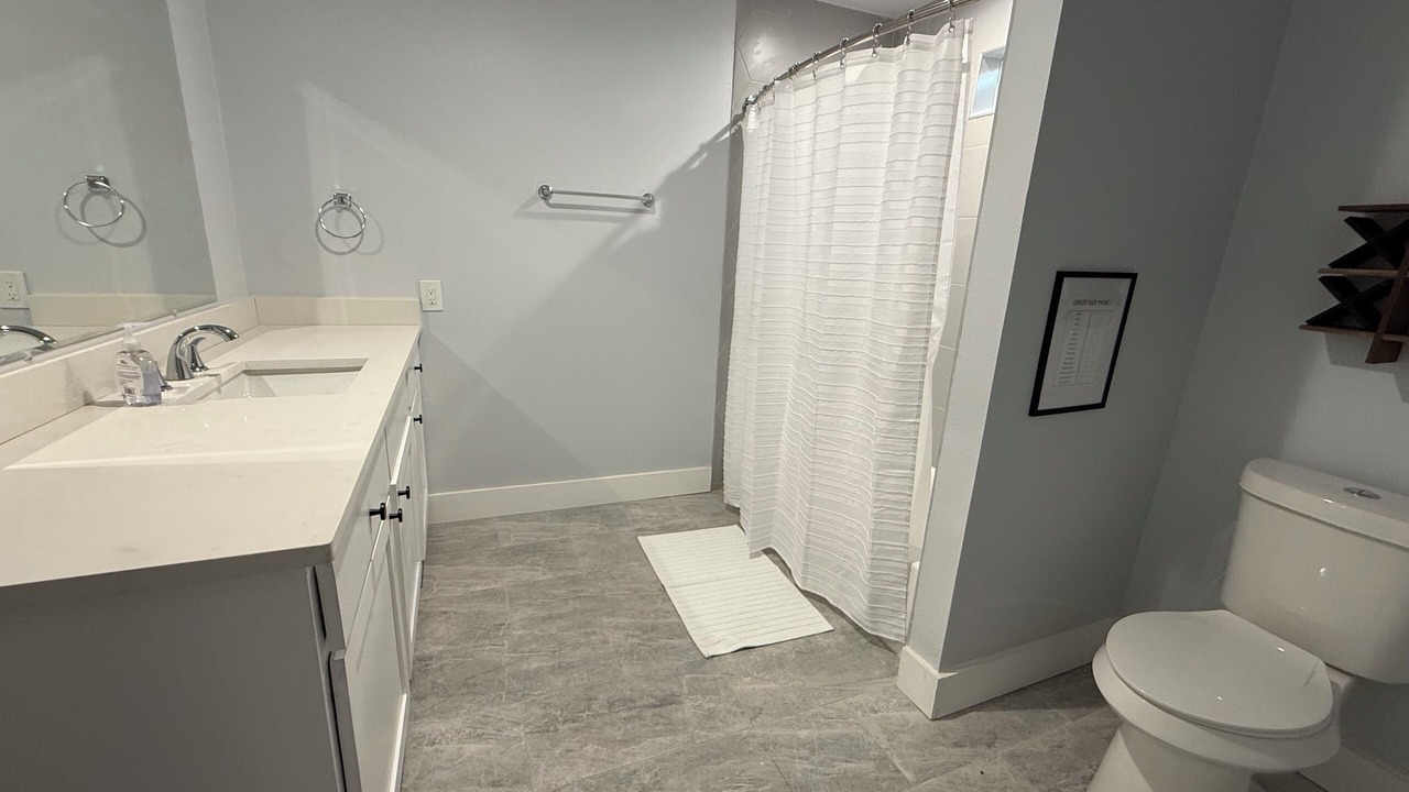 Photo of Bathroom in Government Hill