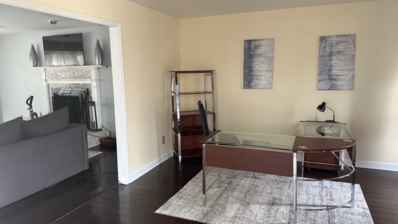 Photo of Livingroom in Ferguson