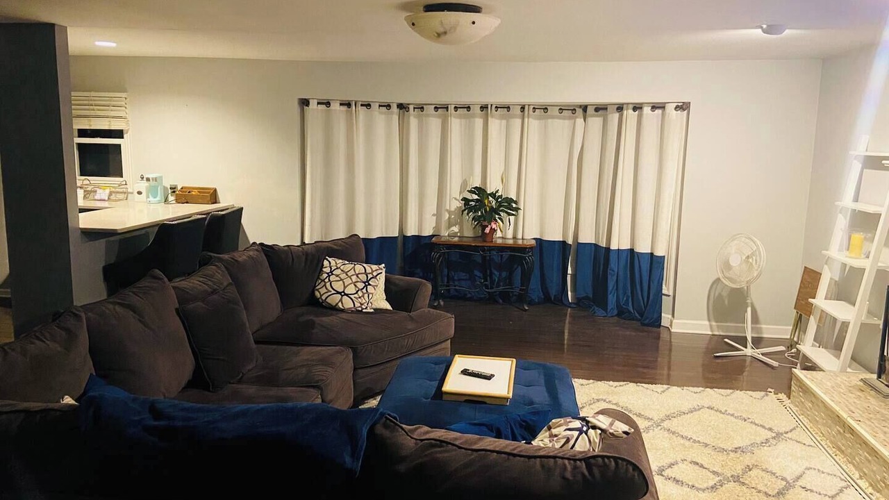 Photo of Livingroom in Ferguson