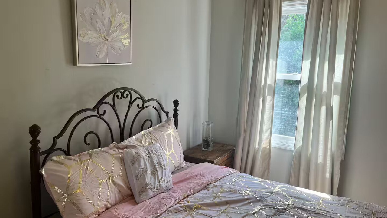 Photo of Bedroom in Ferguson