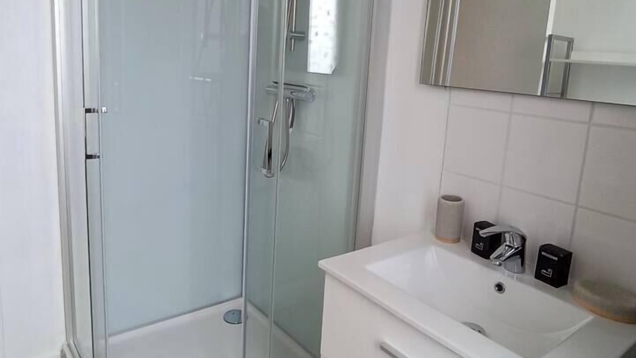 Photo of Bathroom in Saint-Amand-en-Puisaye