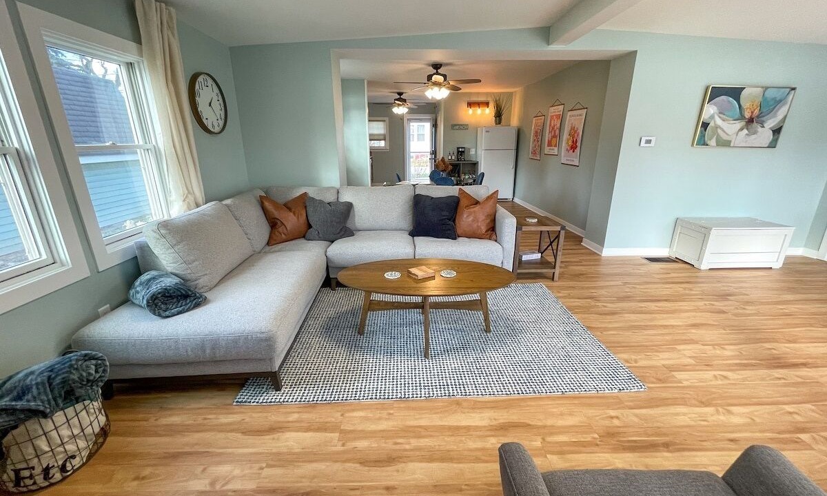 Photo of Livingroom in Momence