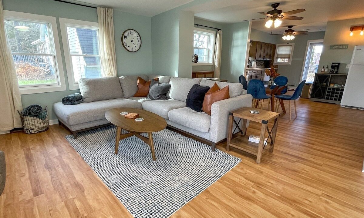 Photo of Livingroom in Momence