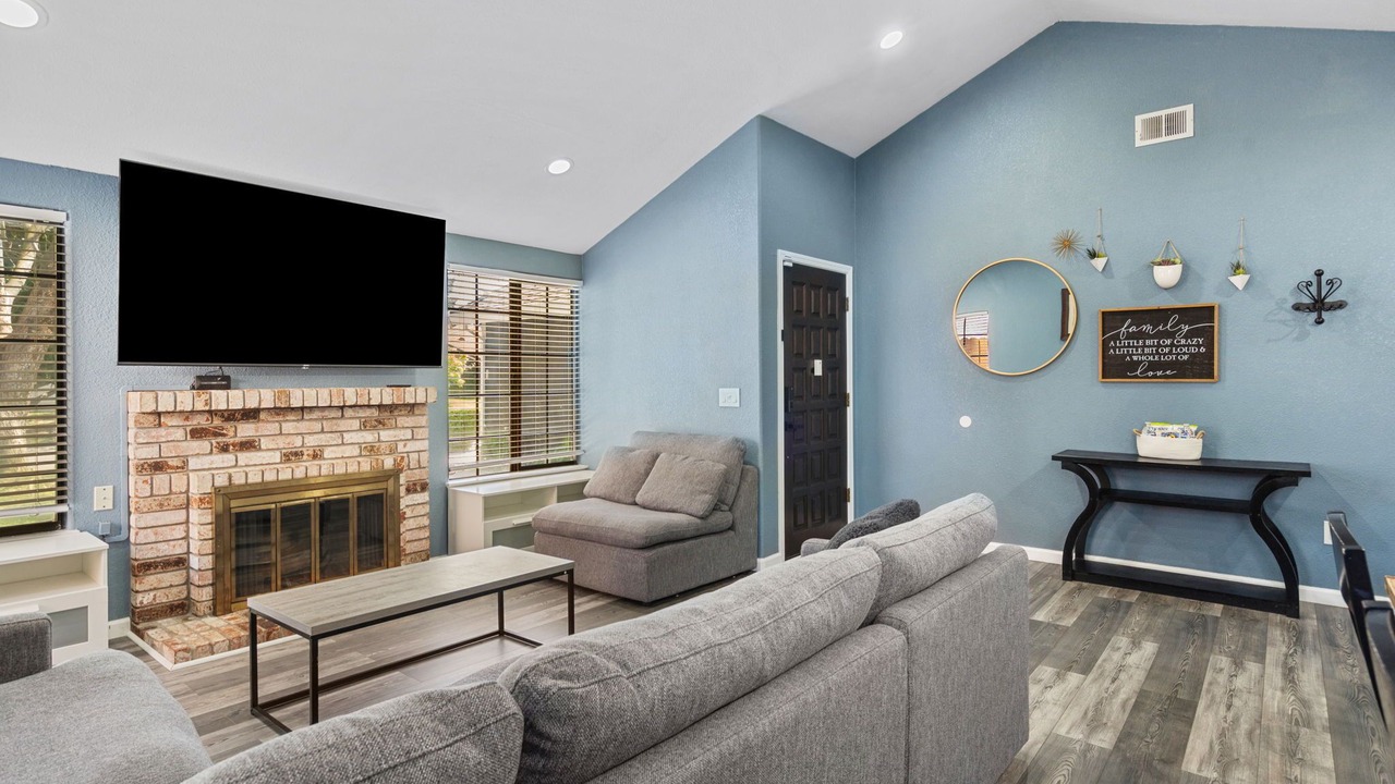 Photo of Livingroom in South Natomas