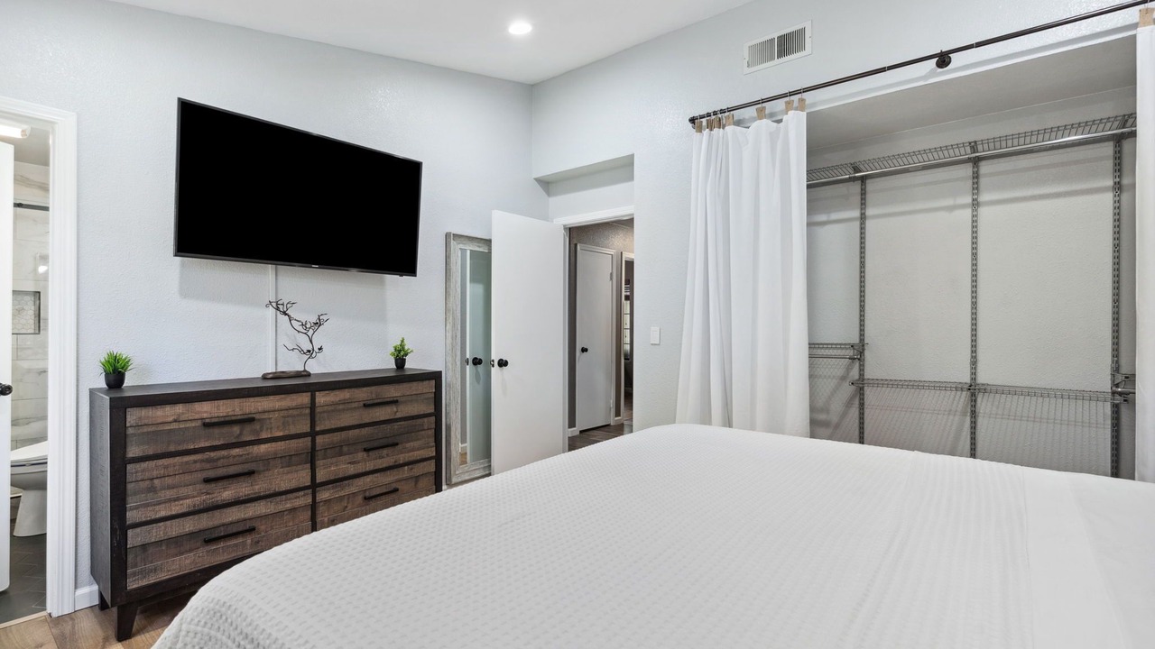 Photo of Bedroom in South Natomas